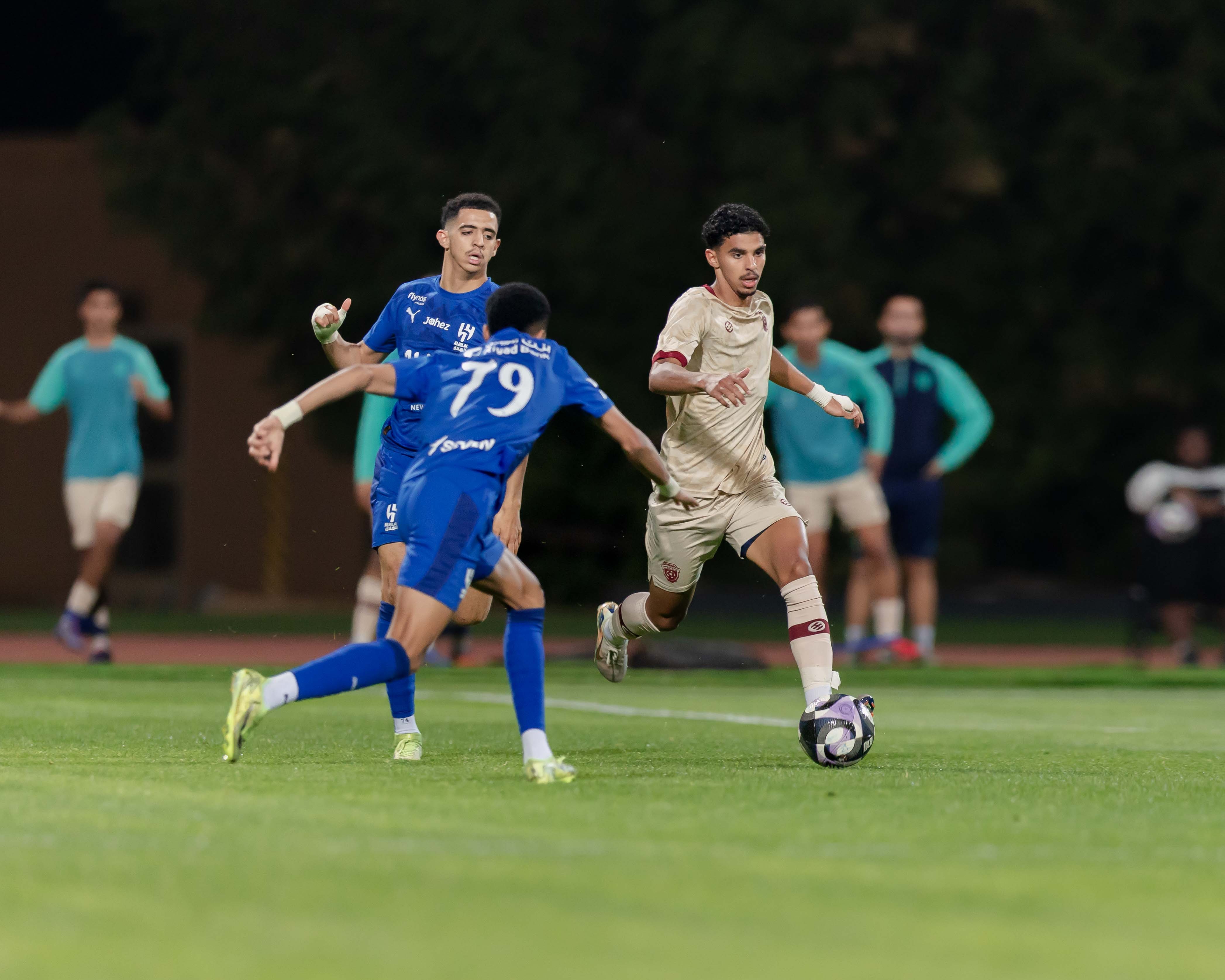 الفيحاء تحت 21 عامًا يخسر لقاء نظيره الهلال ضمن الجولة الثالثة عشر من دوري جوي للنخبة U21 .