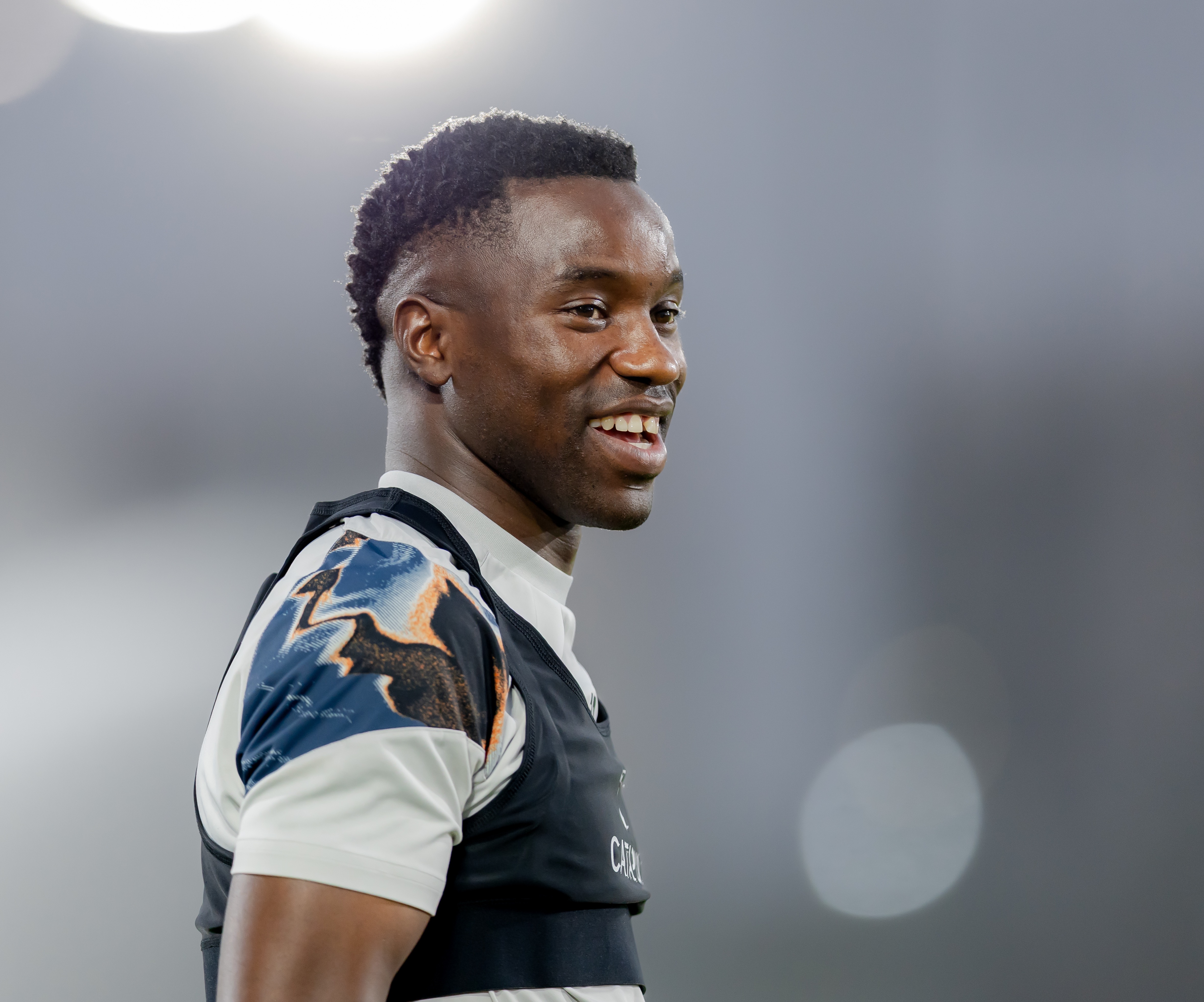 الفيحاء يصل إلى جدة وينهي تحضيراته لمواجهة الأهلي في دوري روشن