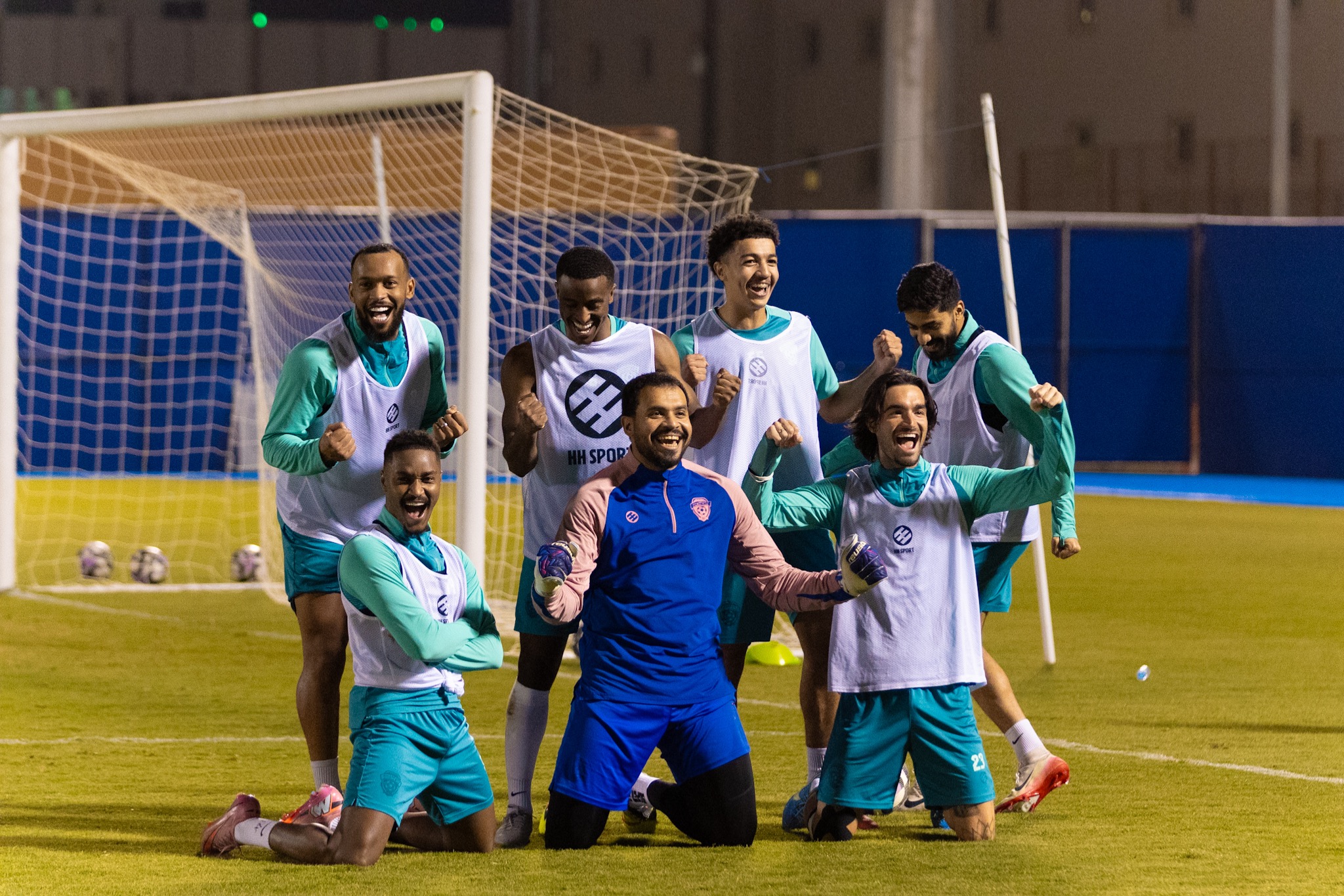 الفيحاء يواصل تدريباته اليومية بحصة مسائية في المجمعة