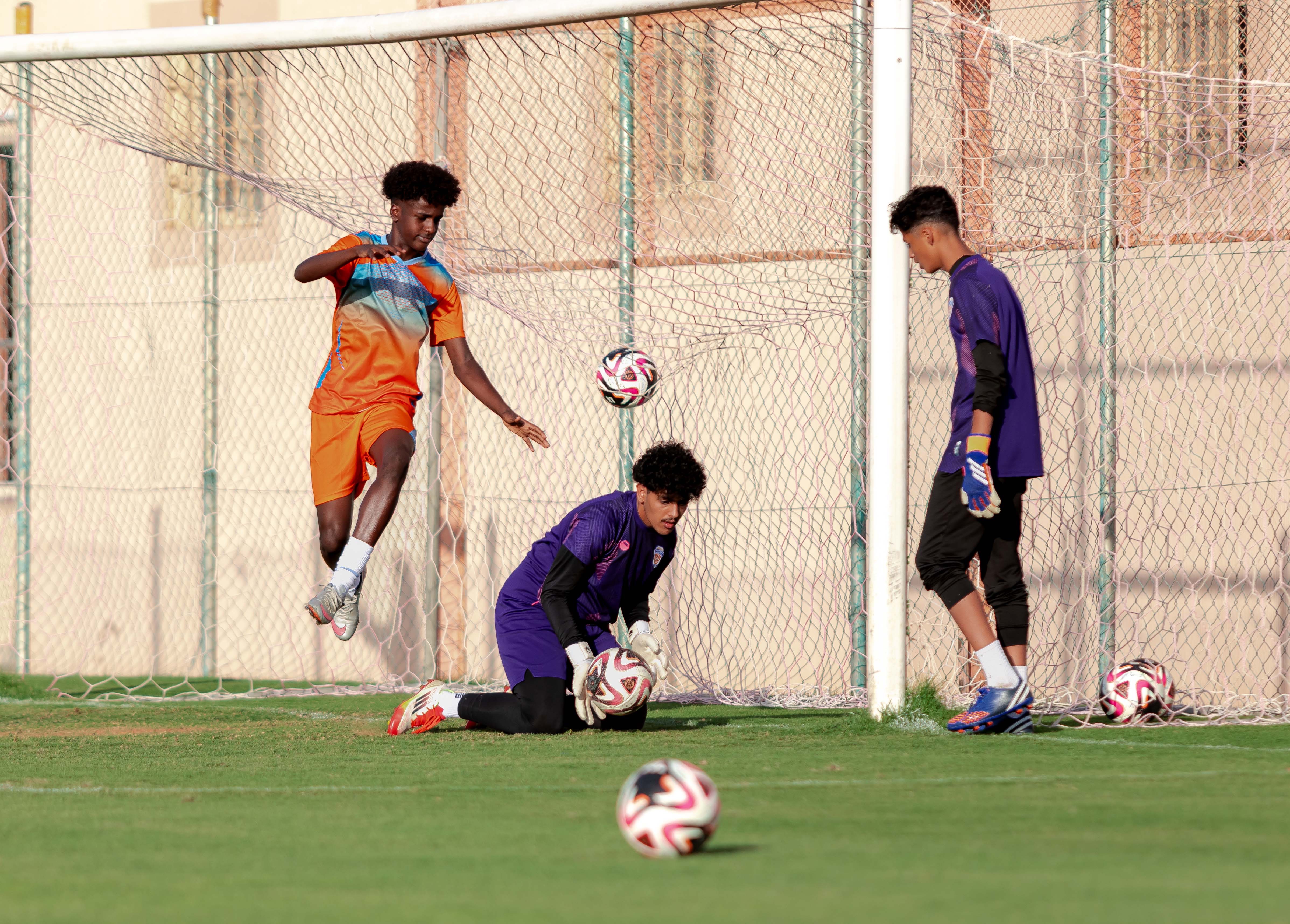 الفيحاء تحت 17 سنة يجري تمرينه الرئيس لمواجهة نظيره نادي حطين