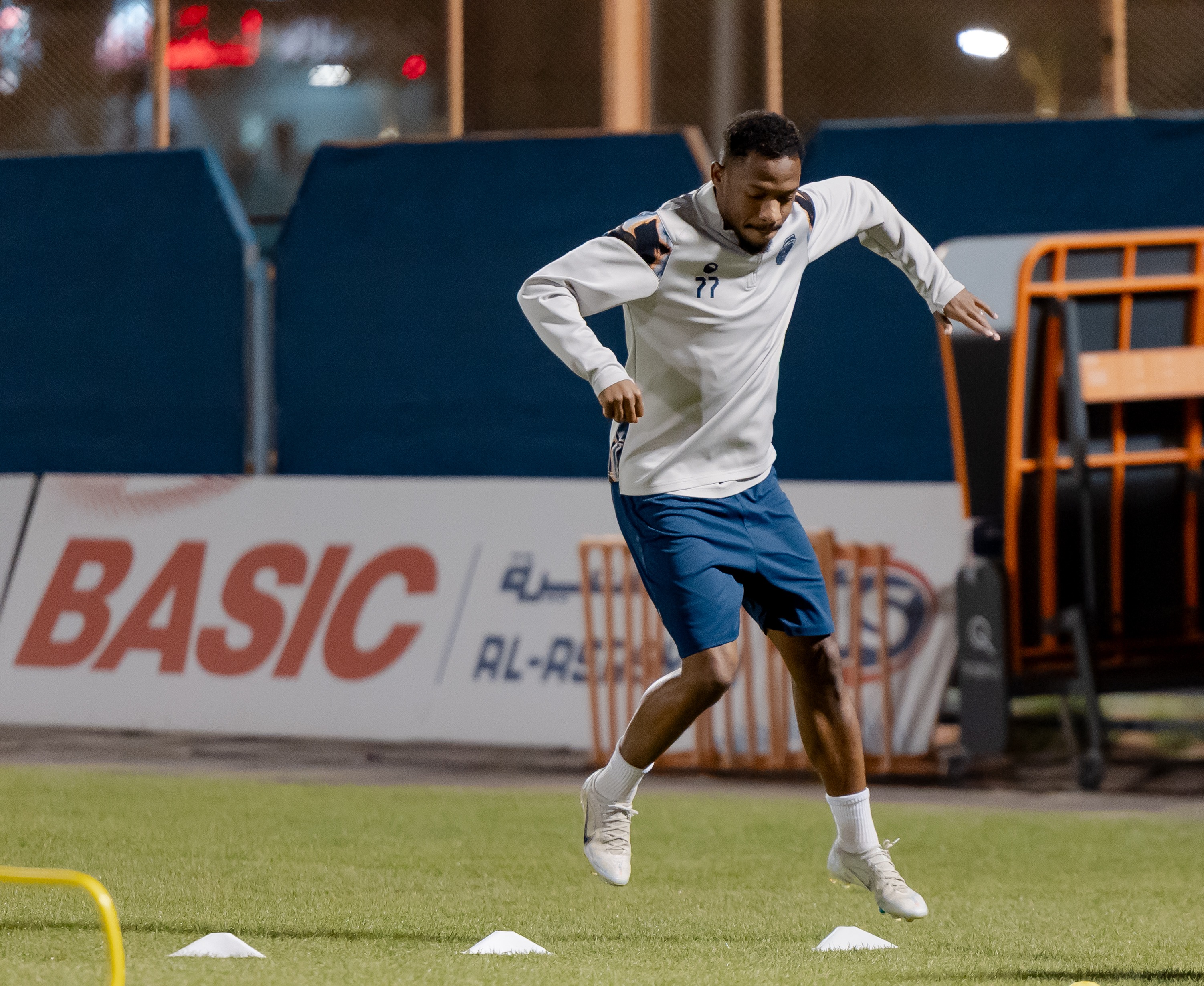 الفيحاء يجري مرانه الرئيس استعداداً لمواجهة الرياض الودية