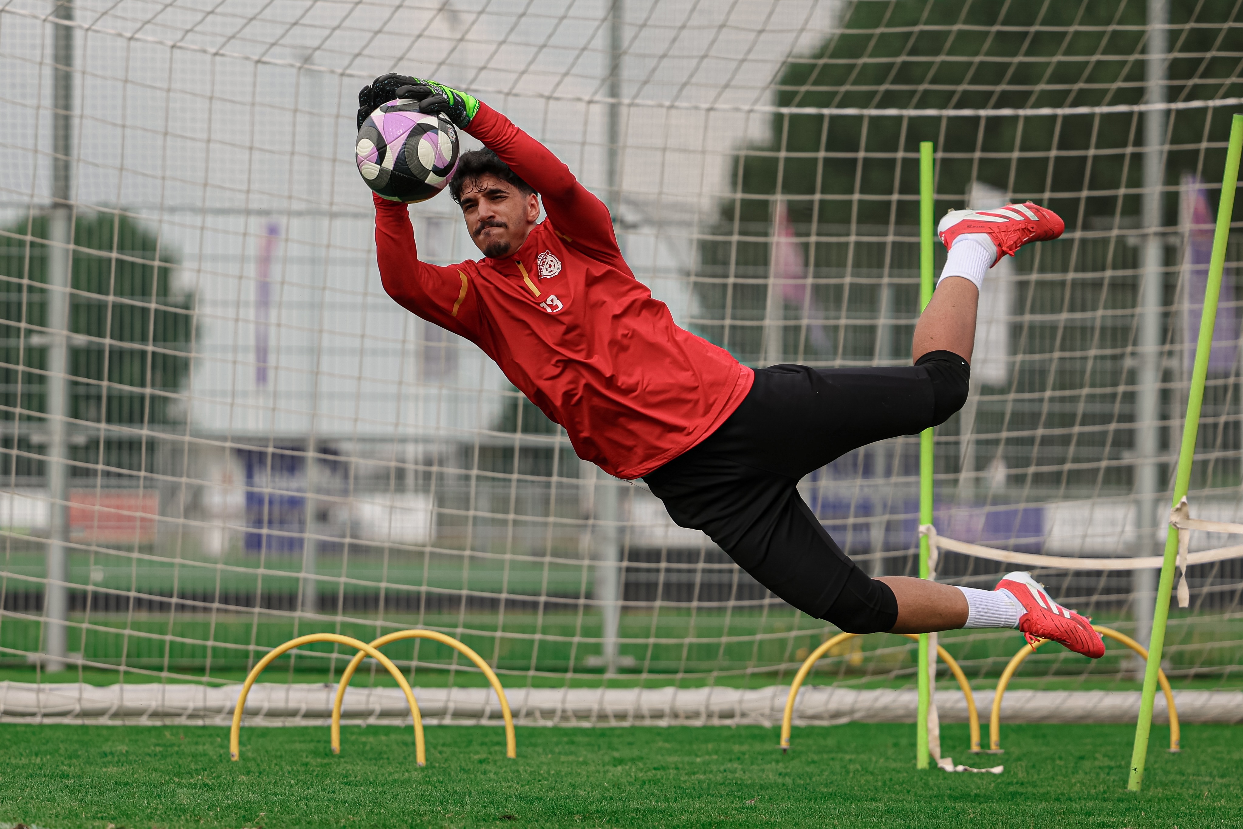 الفهود يرفعون وتيرة التحضيرات في ثاني أيام معسكرهم بهولندا