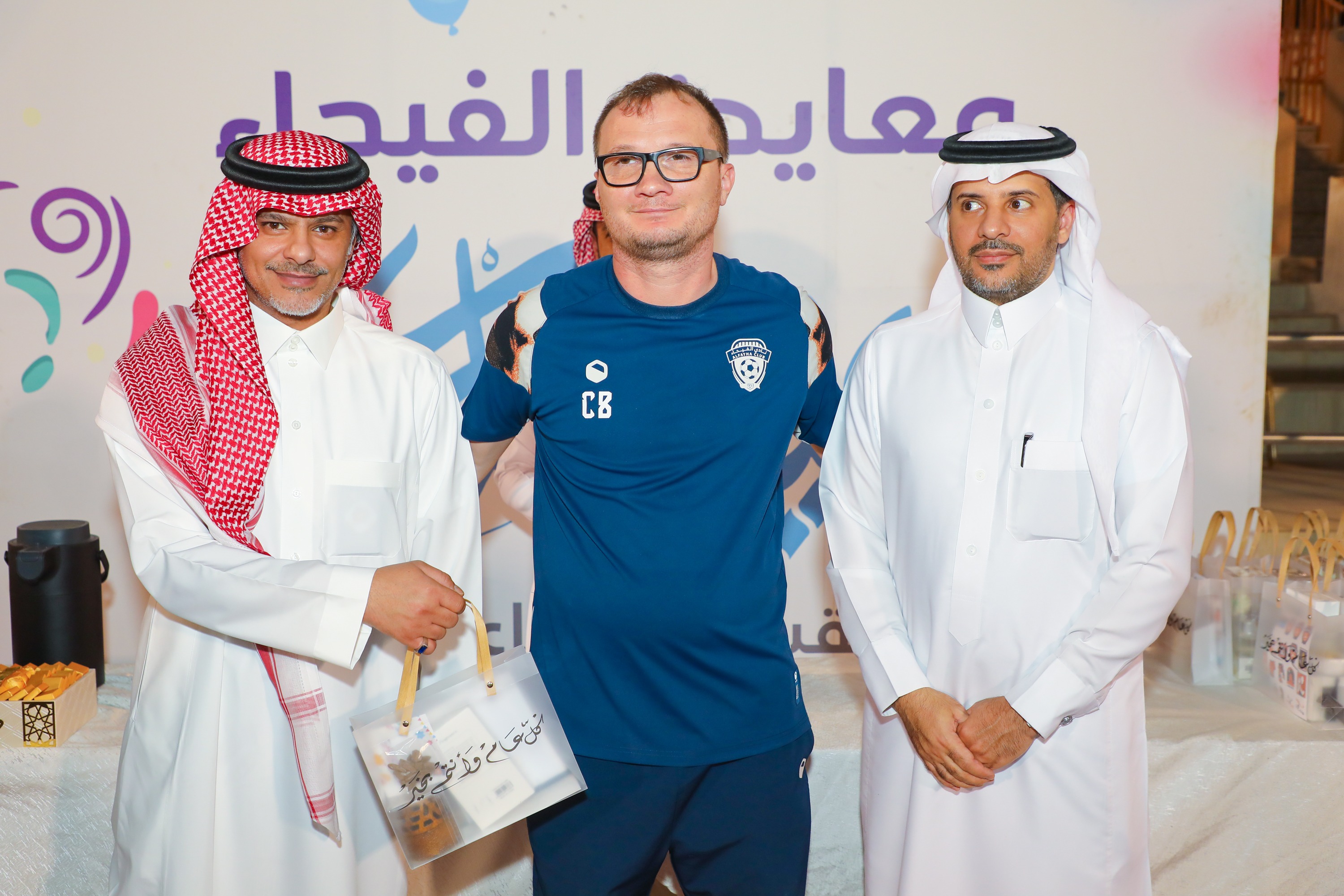 الفيحاء يستأنف تدريباته ويقيم حفل معايدة لمنسوبي الفريق الأول لكرك القدم