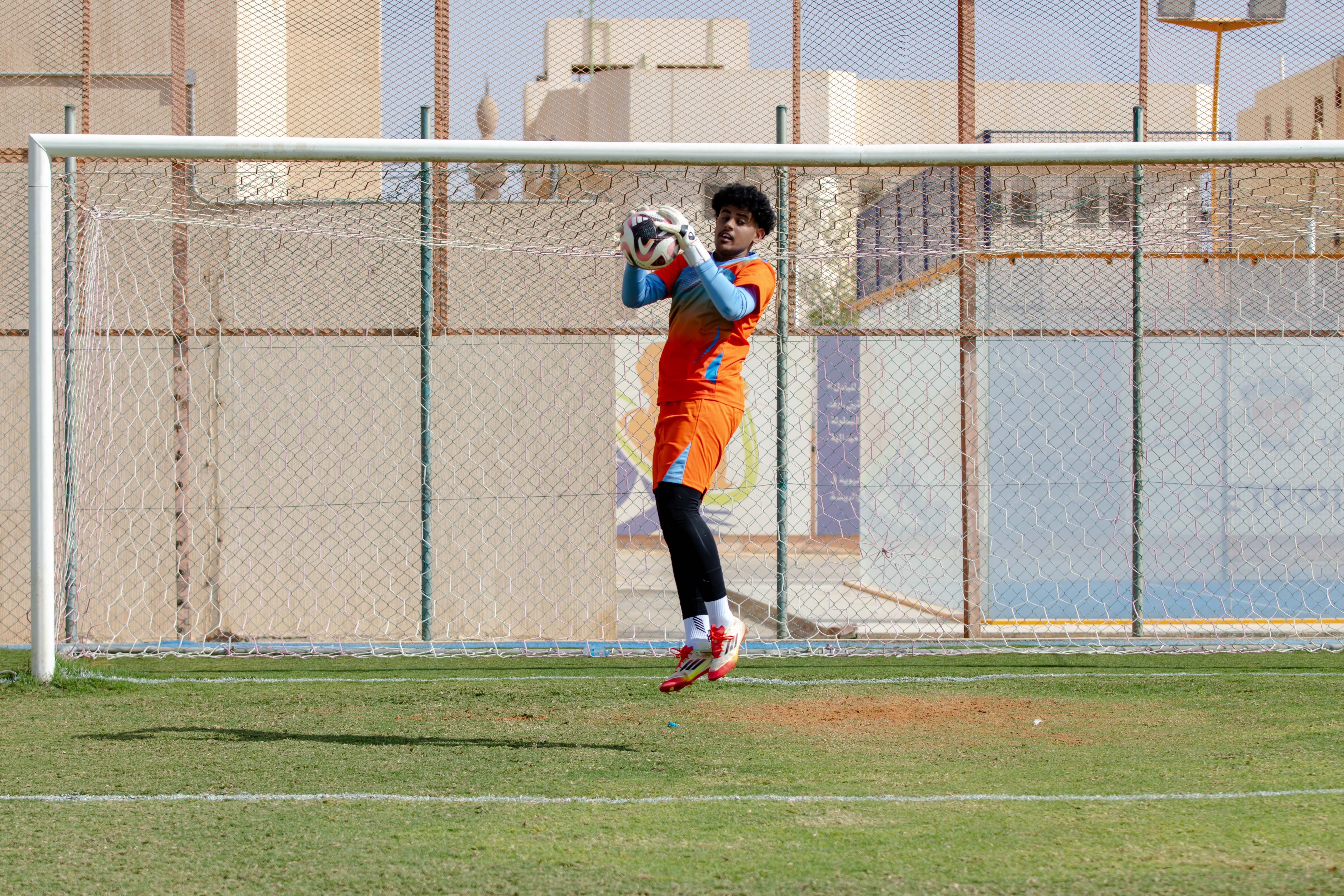 الفيحاء تحت 17 سنة يجري تمرينه الرئيس لمواجهة نظيره نادي الامجاد