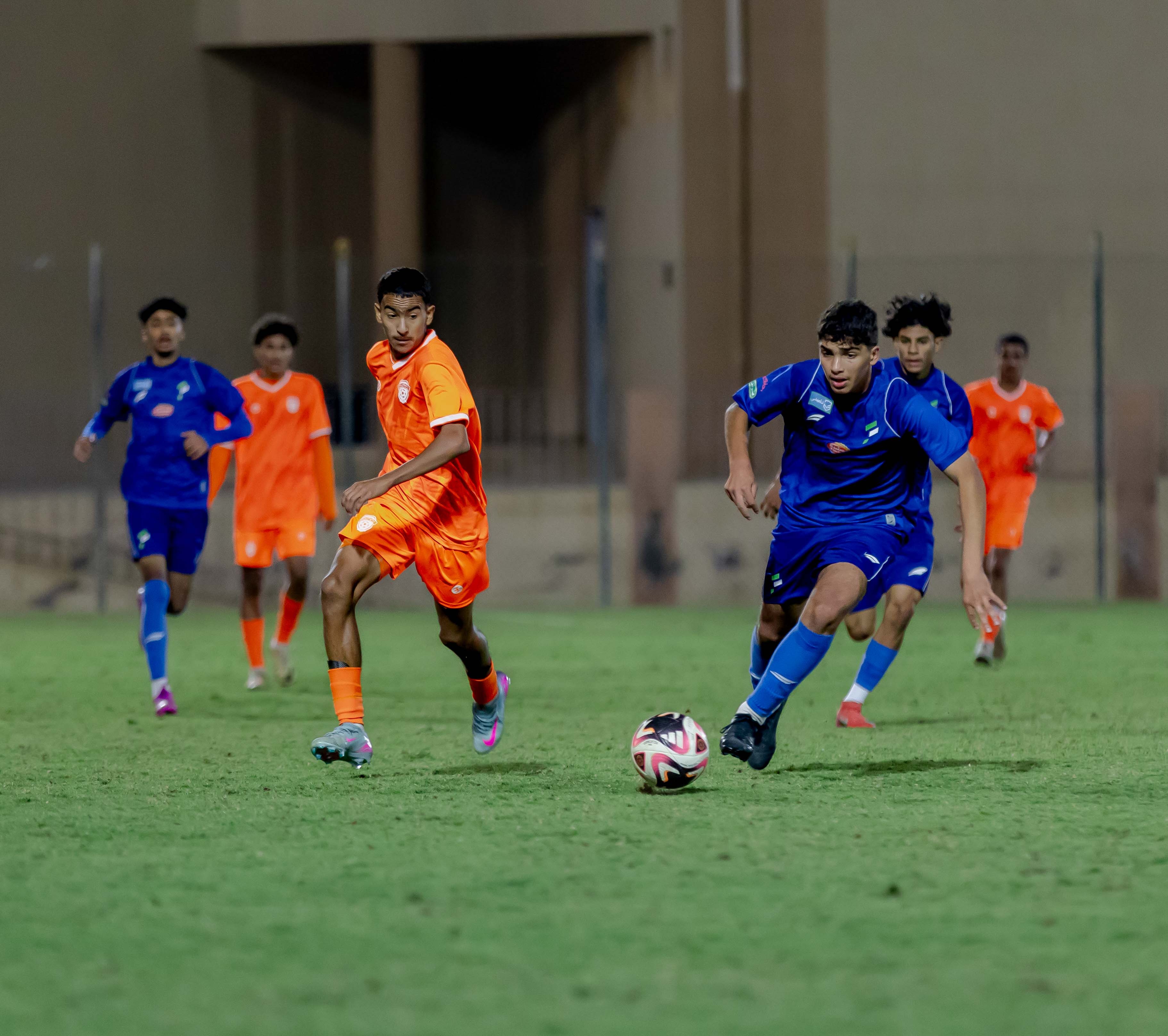 الفيحاء تحت 16 سنة يتعادل سلبياً امام نظيره نادي الفتح