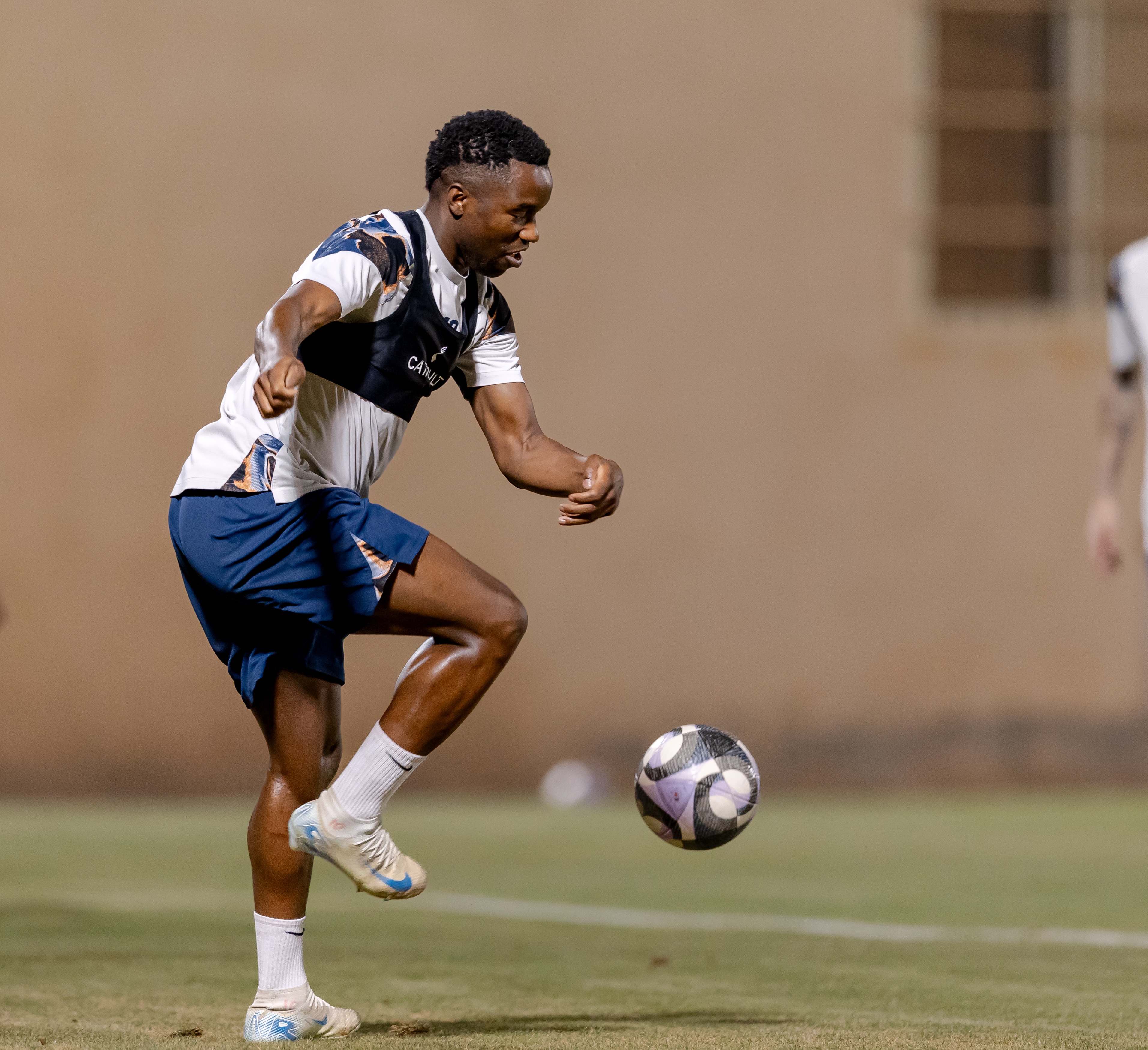 الفيحاء يحري تمرينه الرئيس لمواجهة الأهلي ضمن الجولة الثامنة والعشرين من دوري روشن السعودي