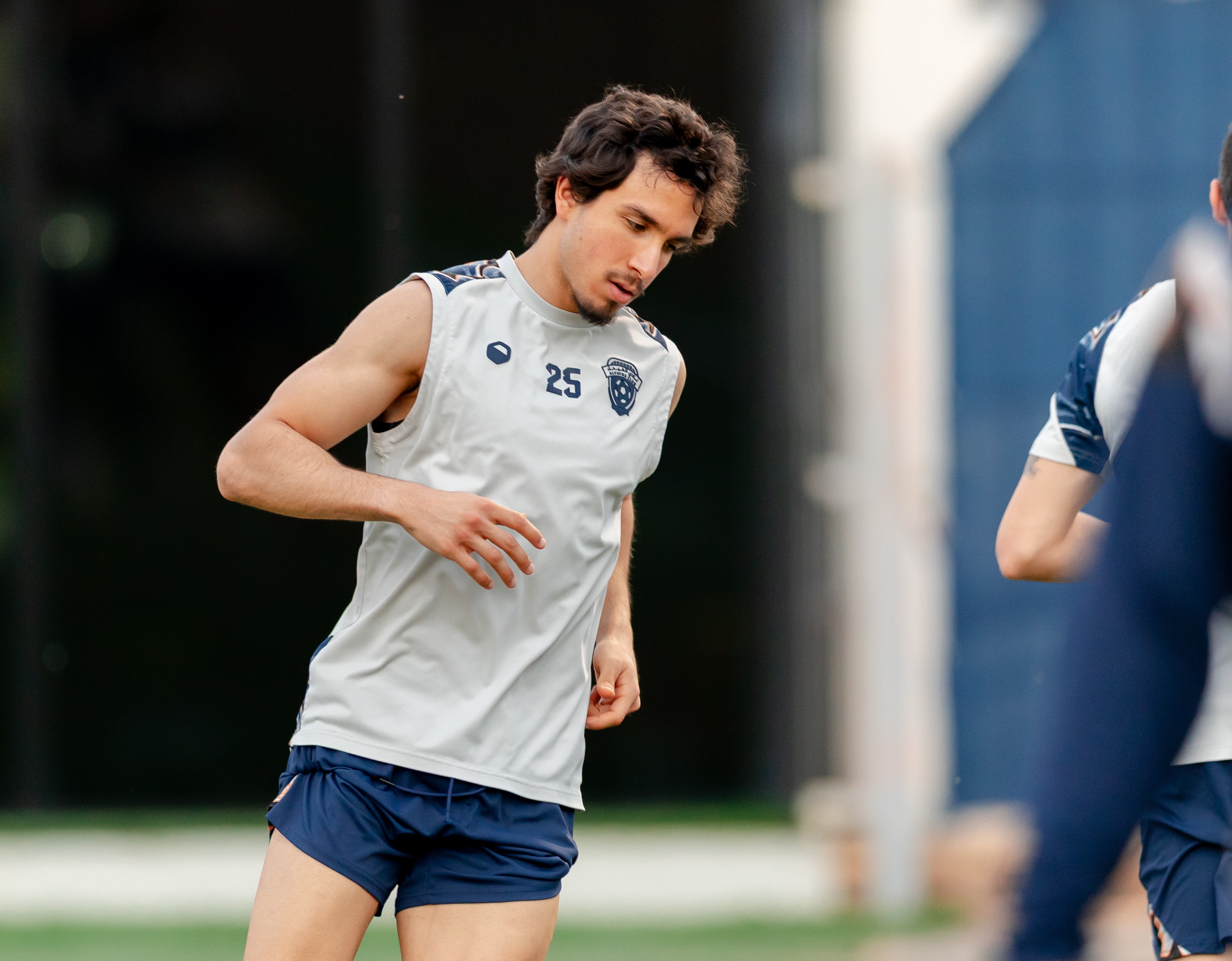 الفيحاء يجري تمرينه الرئيس استعدادًا لمواجهة الفتح في دوري روشن السعودي