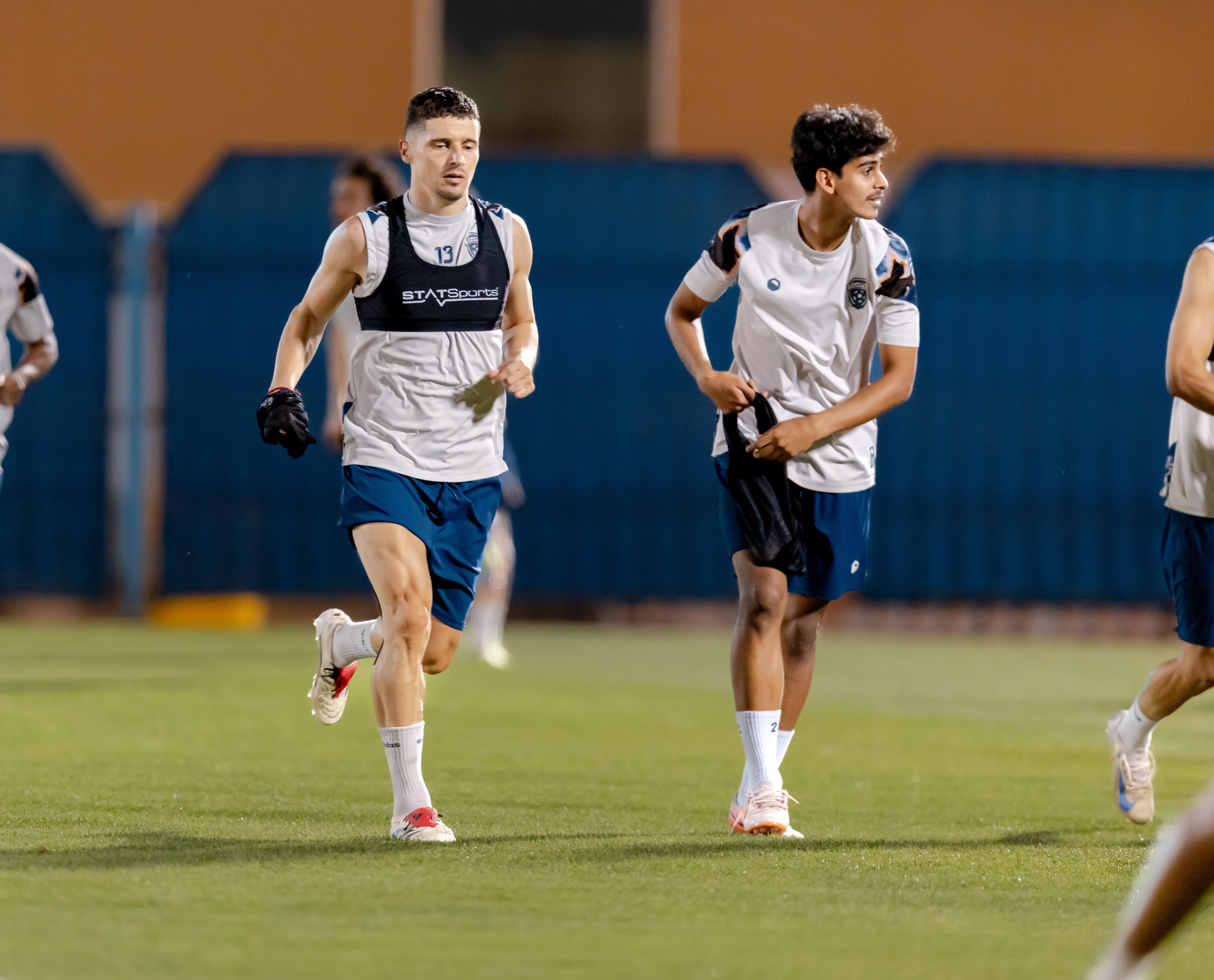 الفيحاء يجري مرانه الرئيس استعداداً لمواجهة الأخدود