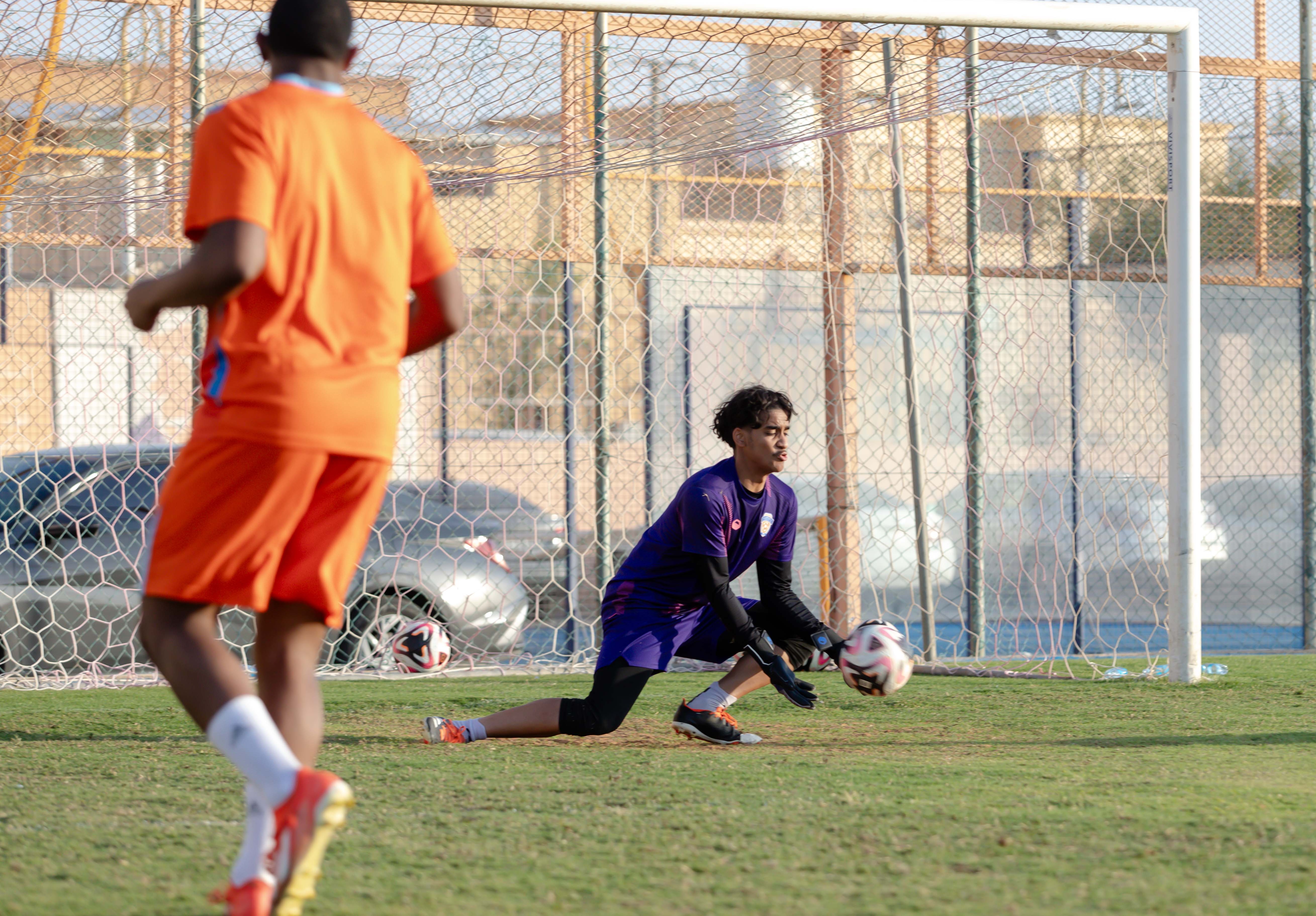 الفيحاء تحت 17 سنة يجري تمرينه الرئيس لمواجهة نظيره نادي الانصار
