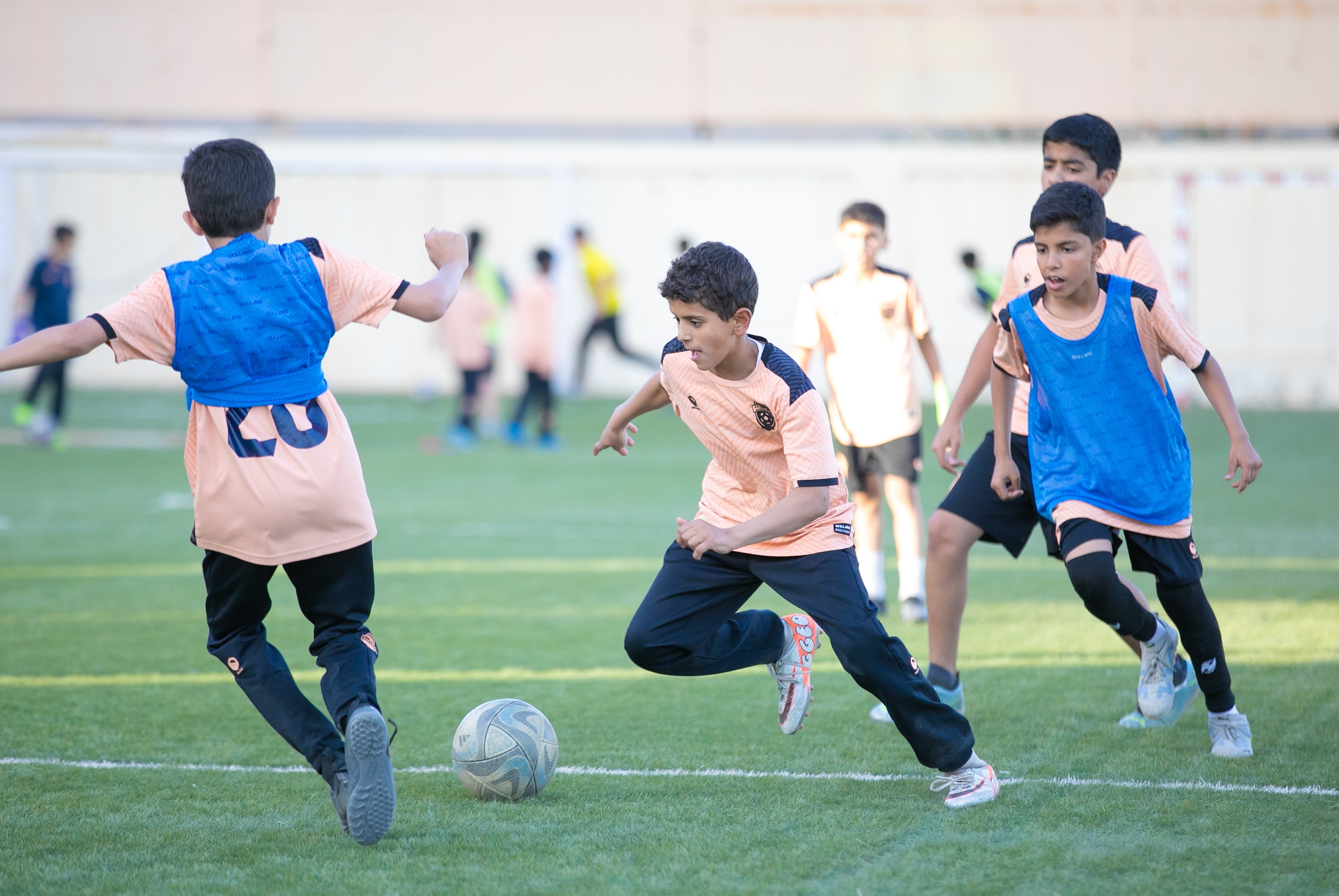 أكاديمية الفيحاء تواصل تدريباتها اليومية