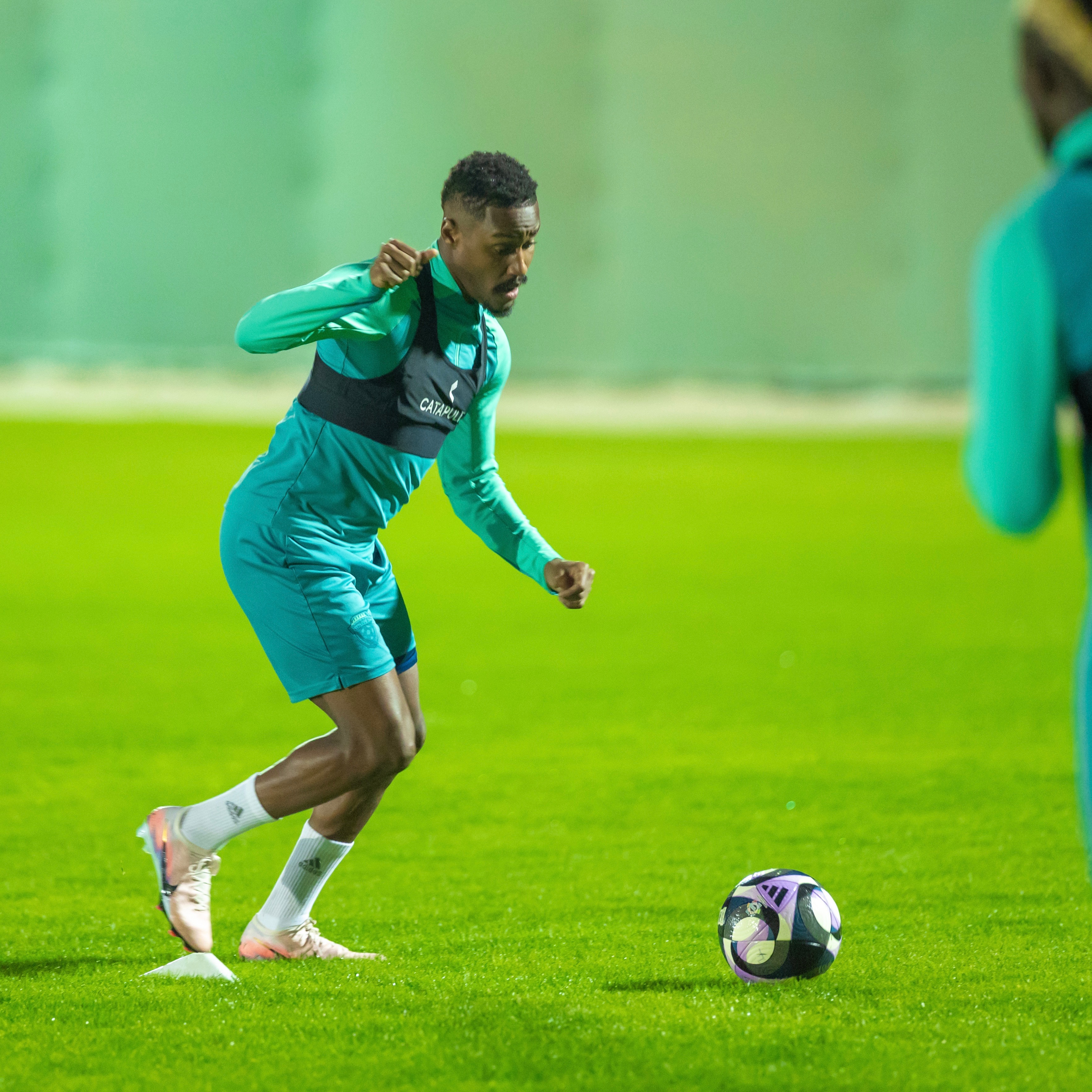 الفيحاء يصل إلى الدمام، وينهي تحضيراته استعداداً لمواجهة القادسية