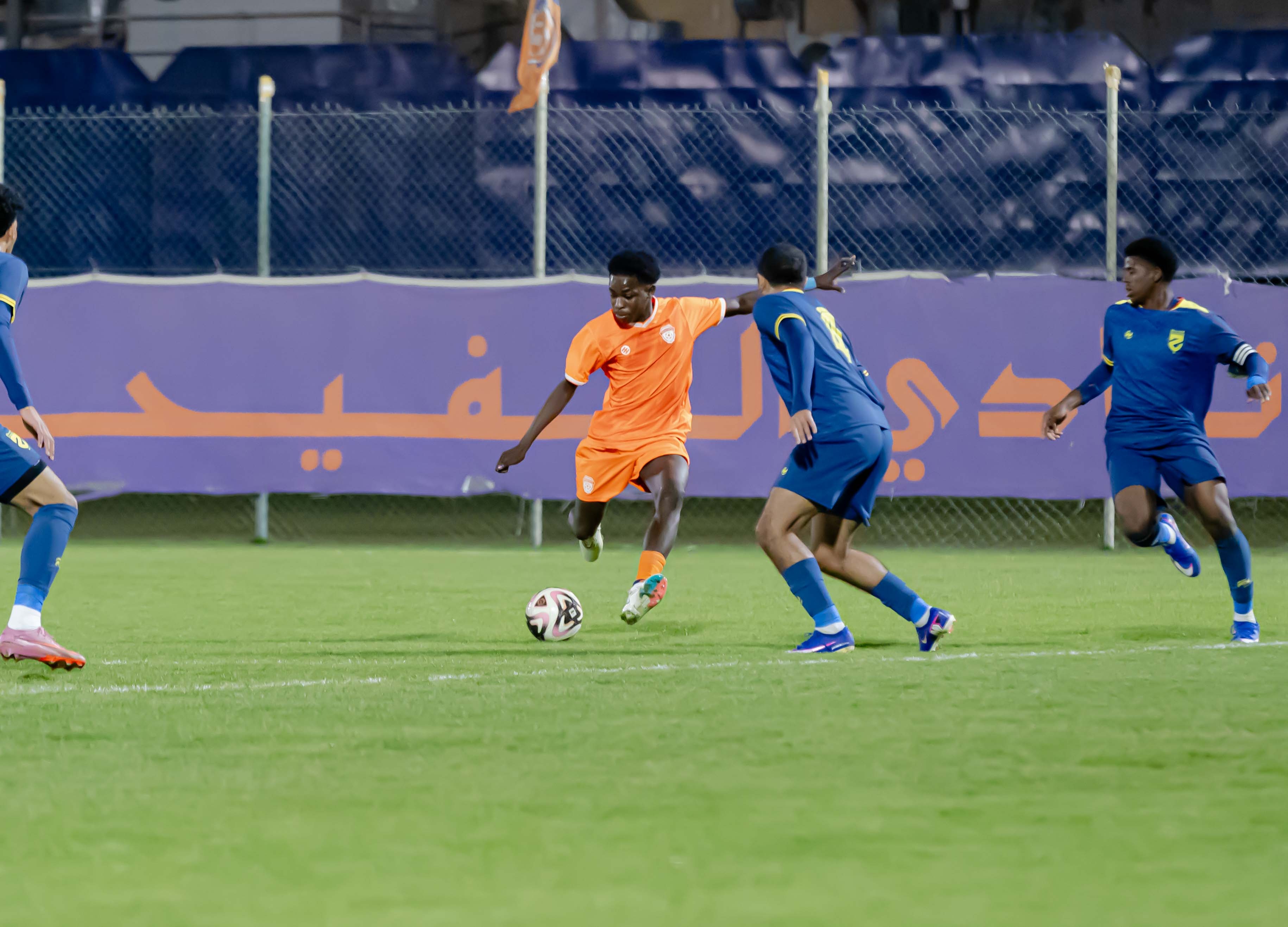 الفيحاء تحت 18 سنة يتعادل ايجابياً مع نظيرة نادي الحزم