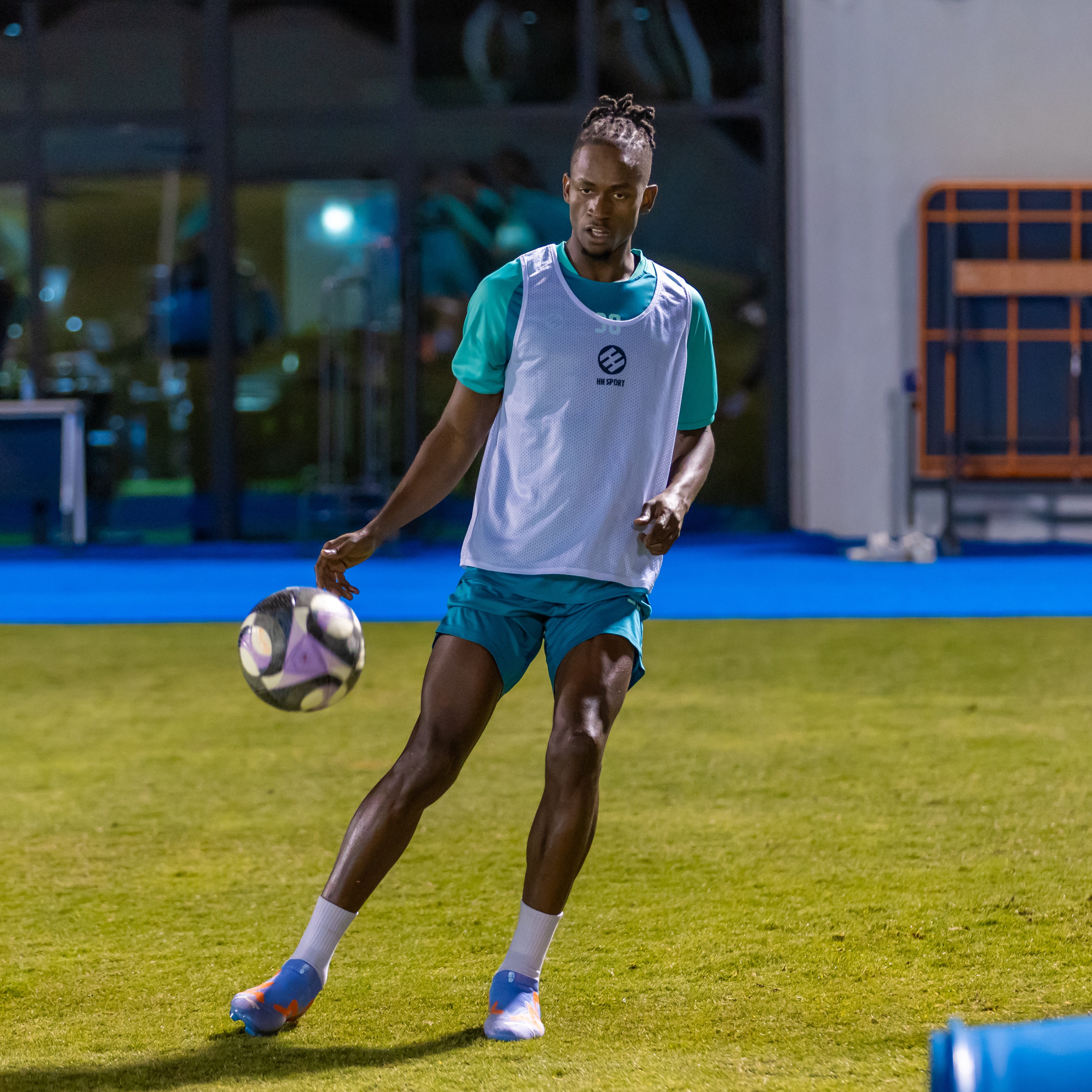 الفيحاء يستأنف تدريباته استعدادًا لعودة منافسات دوري روشن